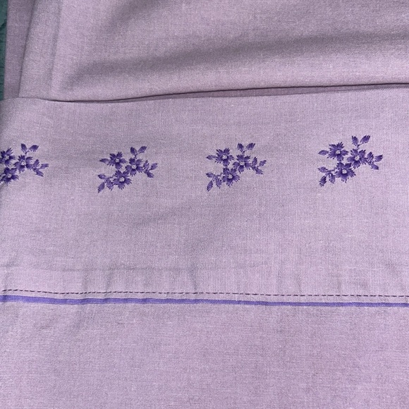 Vintage Made in USA Springs Lavender Stanard Pillowcases - Picture 2 of 3